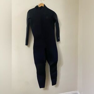 Lemorecn wet suit 5.4mm size med Men
